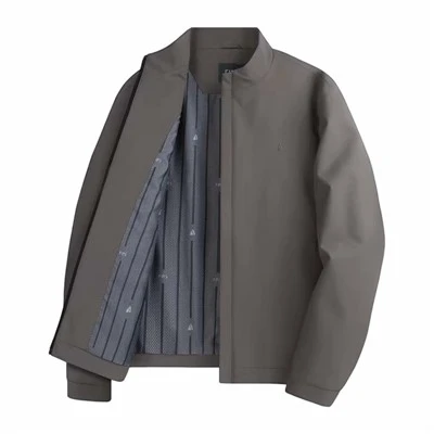 Mock Neck laisvalaikio striukė
